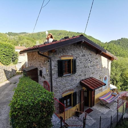 Deliziosa Casetta Sull'Appennino Toscano Montefegatesi Εξωτερικό φωτογραφία