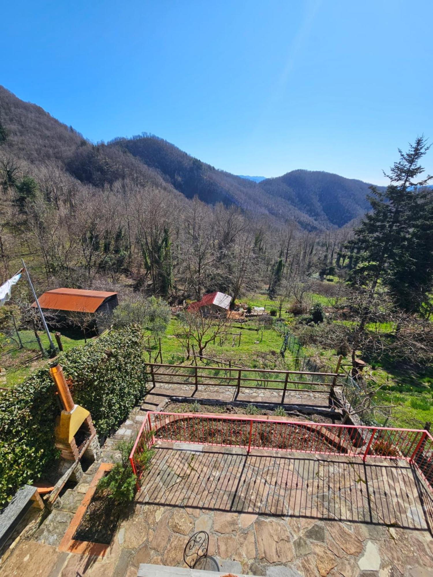Deliziosa Casetta Sull'Appennino Toscano Montefegatesi Εξωτερικό φωτογραφία